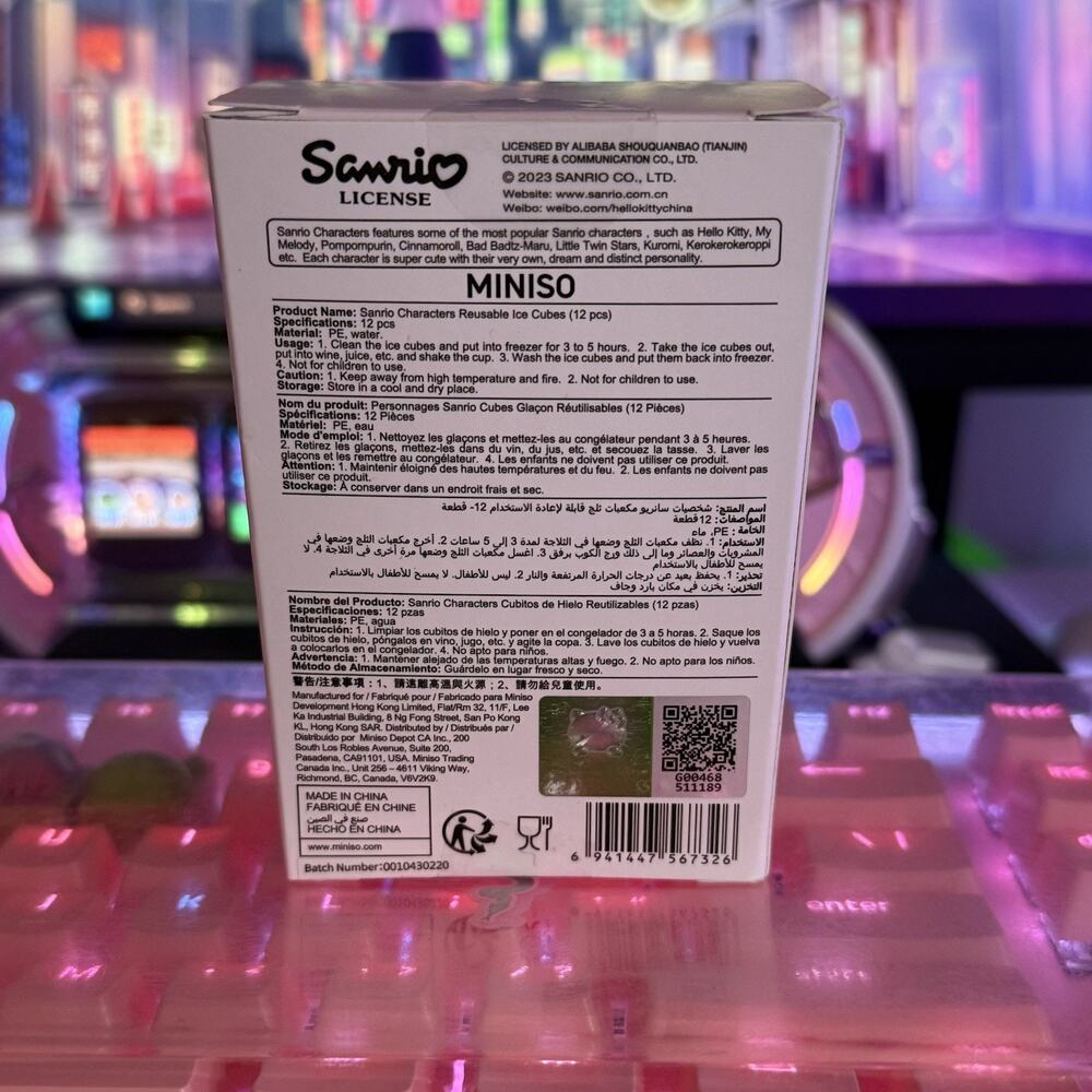 Hello Kitty Ice Cubes Reusable Plastic 2023 Sanrio Non Melting Cocktail Drink - Picture 6 of 16